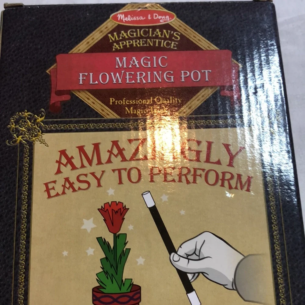 Melissa & Doug Magic Flowering Pot - Red